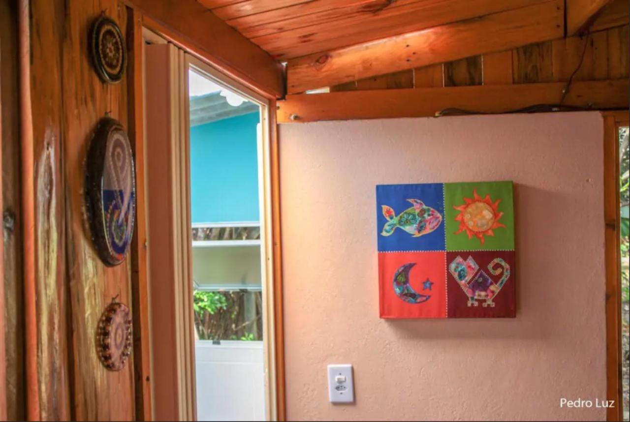 Casinha Azul De Chalet